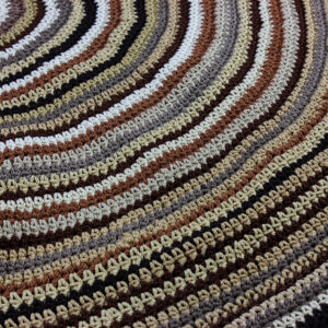 Round thin rug